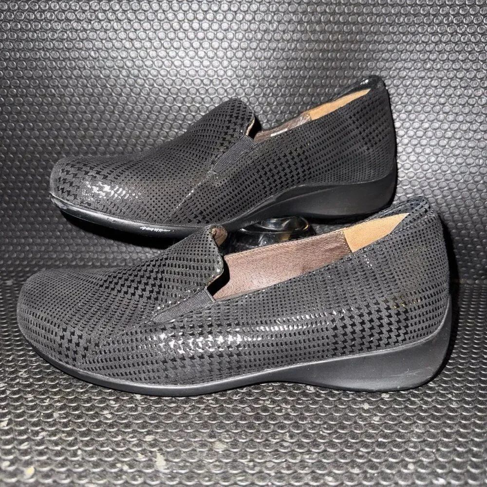 Wolky Perls Dessin Black Slip On Comfort Walking Shoes Women’s Size 39 (7.5-8)